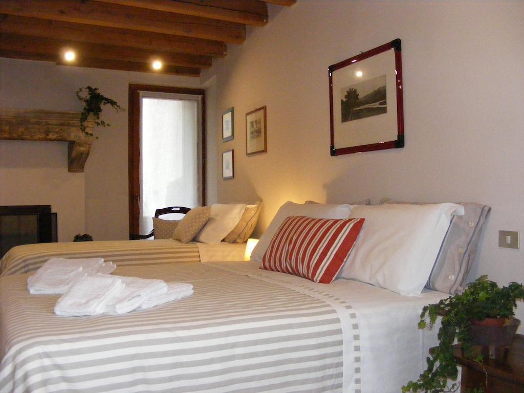 فيرونا B&B Borgo Re Teodorico الغرفة الصورة